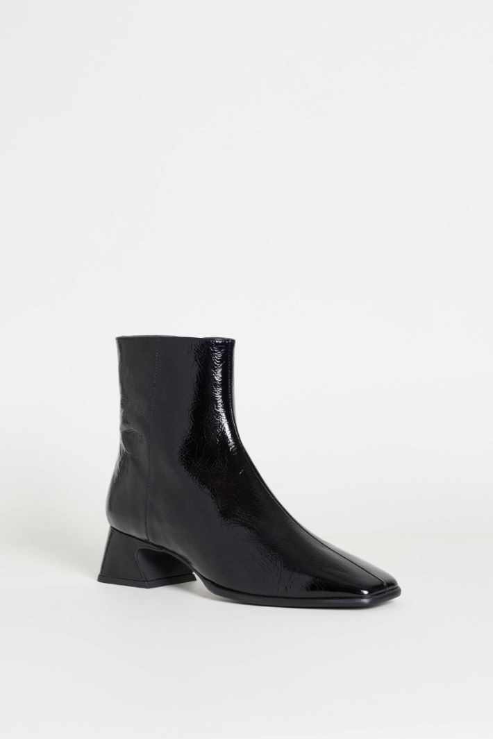 Bottines en cuir verni - NOIR - Intrend - 2