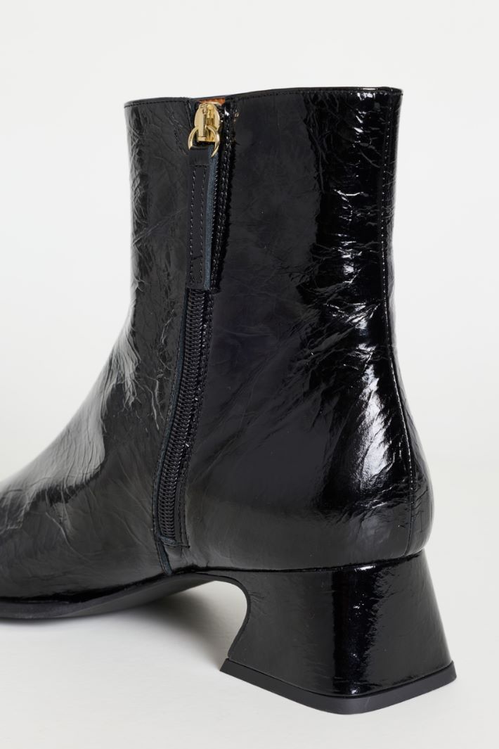 Bottines en cuir verni - NOIR - Intrend - 4