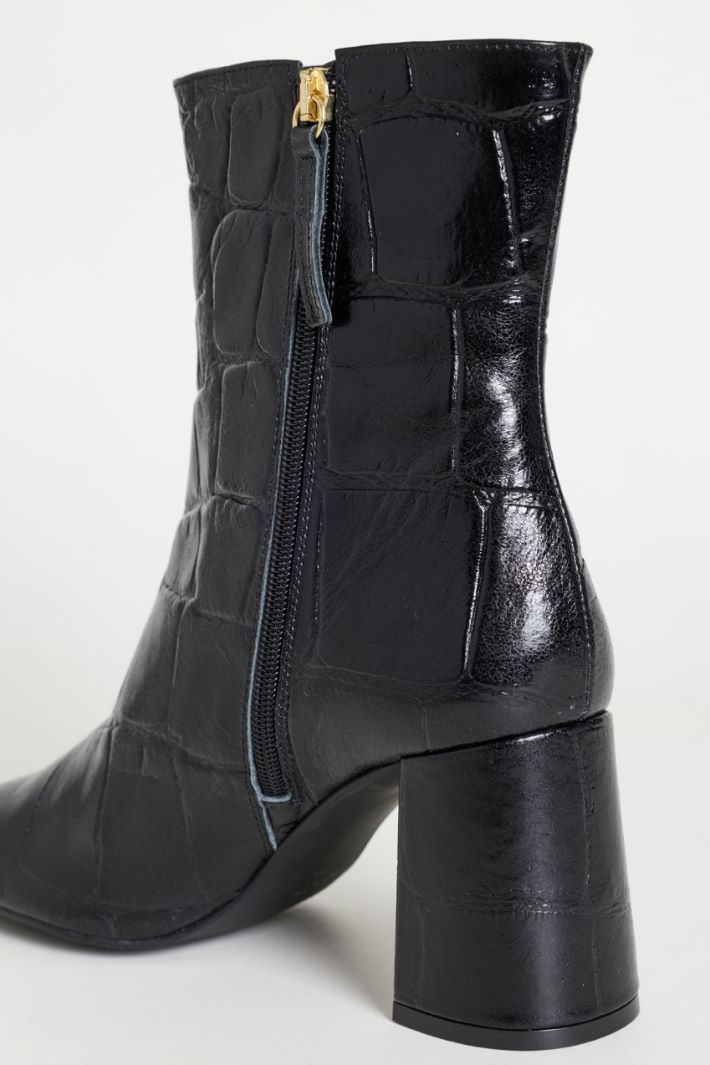 Stivaletto in pelle con stampa cocco - NERO - Intrend - 4