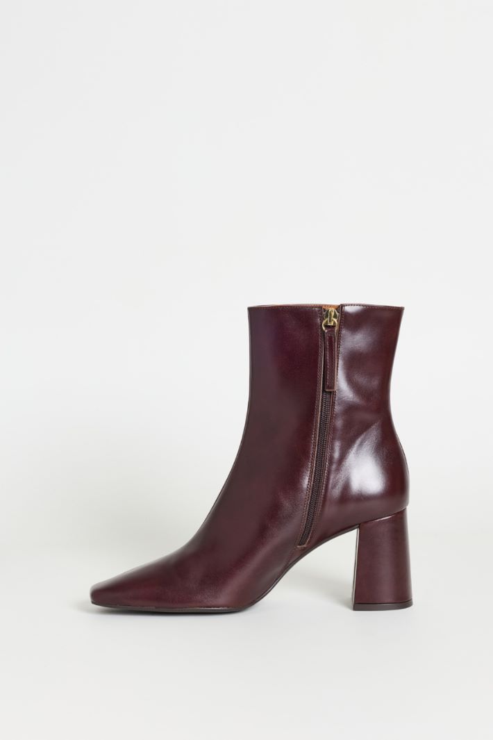 Block-heel leather ankle boots - BROWN - Intrend - 3