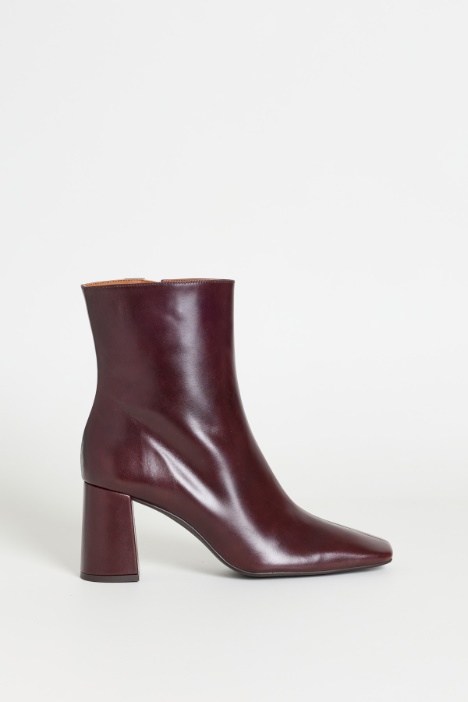 Block-heel leather ankle boots - Intrend