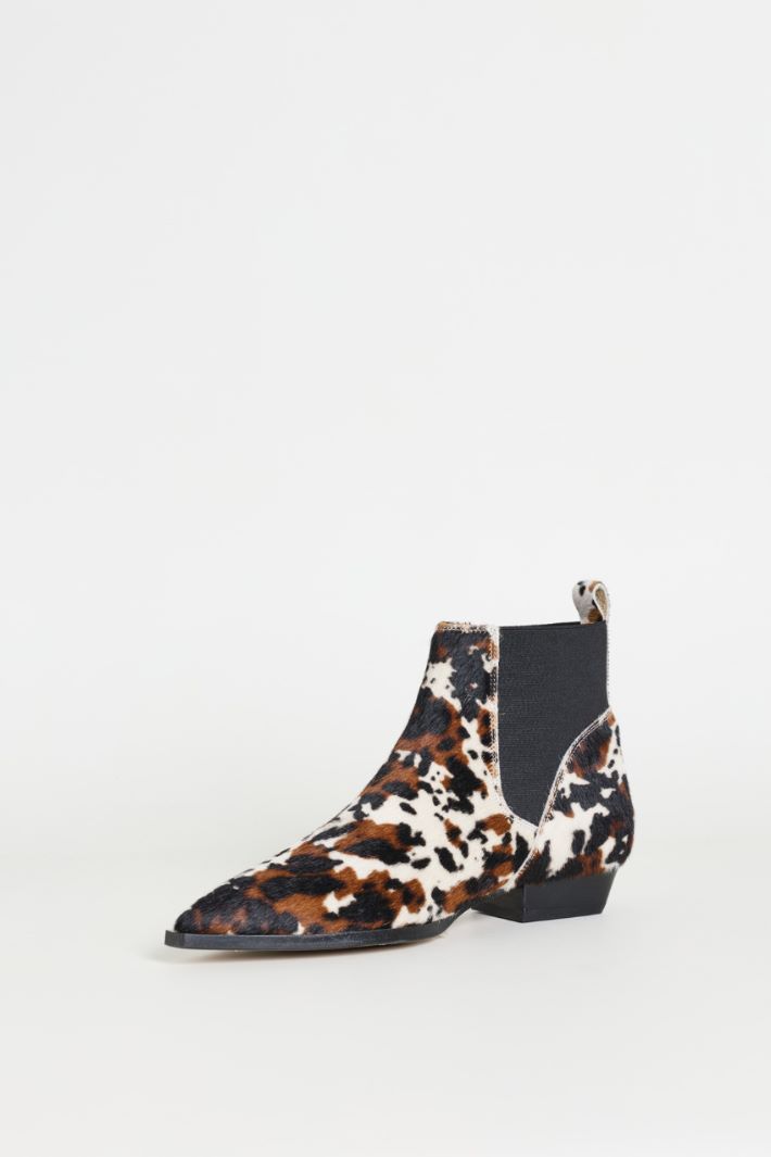 Calf Hair Western Ankle Boots - BROWN - Intrend - 3