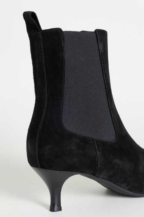 Stivaletto in pelle scamosciata