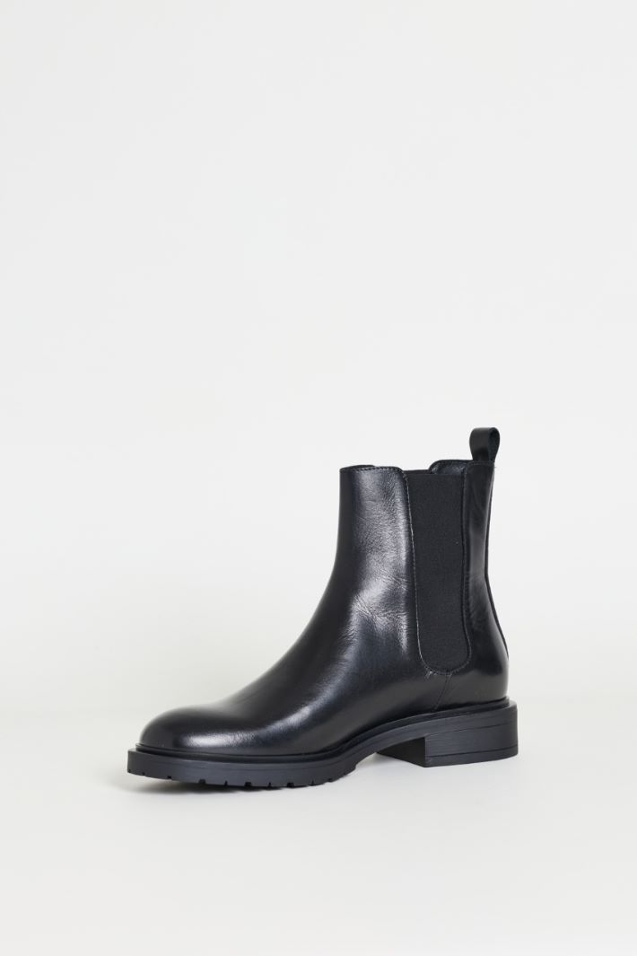 Stivaletto in pelle liscia - NERO - Intrend - 3