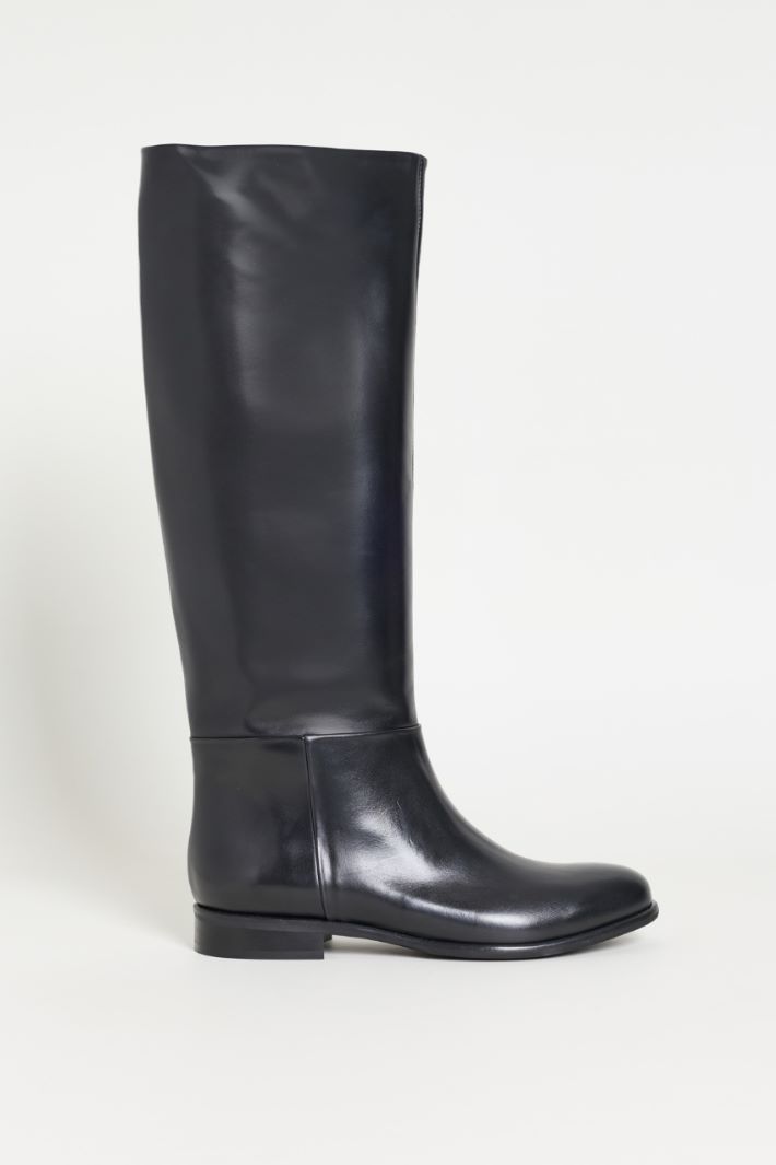 Smooth Leather Boots - BLACK - Intrend