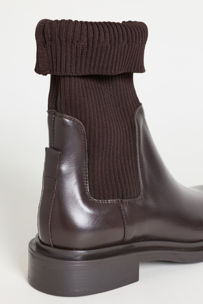 Stivaletto in pelle con gambale in maglia - MARRONE - Intrend - 4