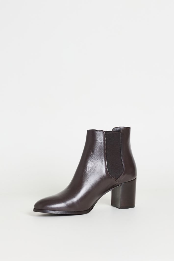 Stivaletto in pelle con tacco - MARRONE - Intrend - 3