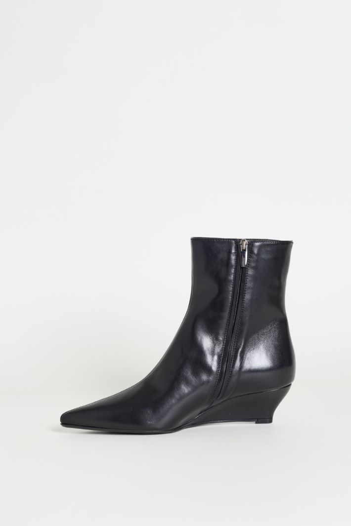 Wedge Ankle Boots - BLACK - Intrend - 3