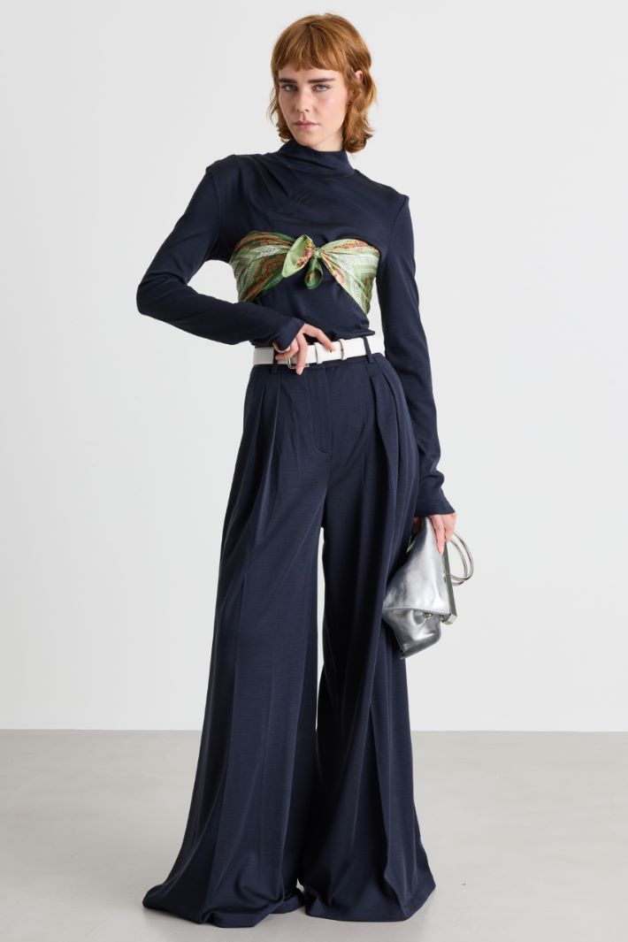 Top aderente in jersey - BLU - Intrend