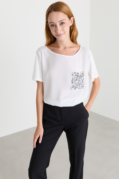 Jersey T-shirt with pocket - Intrend