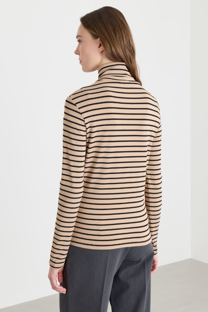 Dolcevita in jersey stretch - CAMMELLO NERO - Intrend - 4