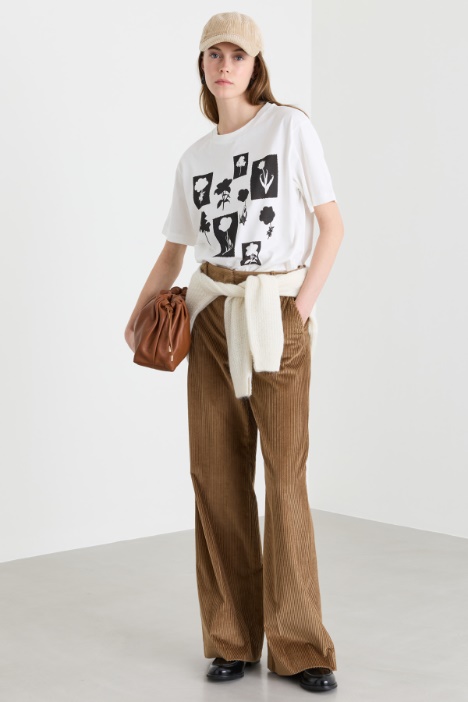 T-shirt boxy stampata - Intrend