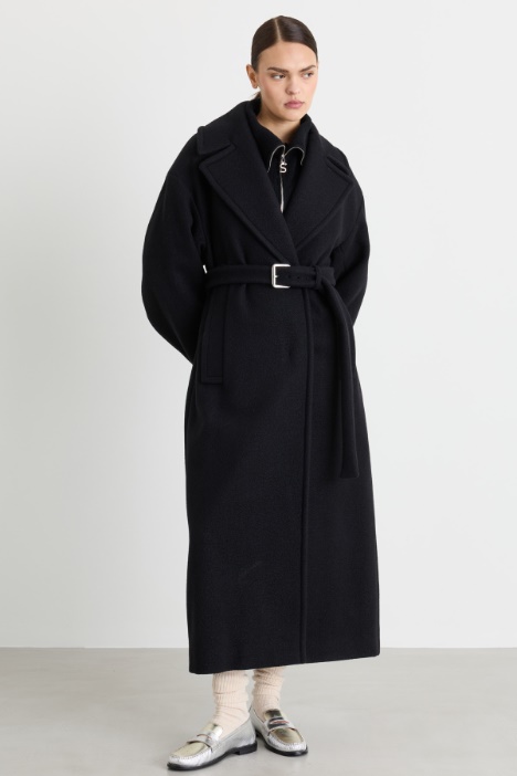 Cappotto oversize in lana con cintura