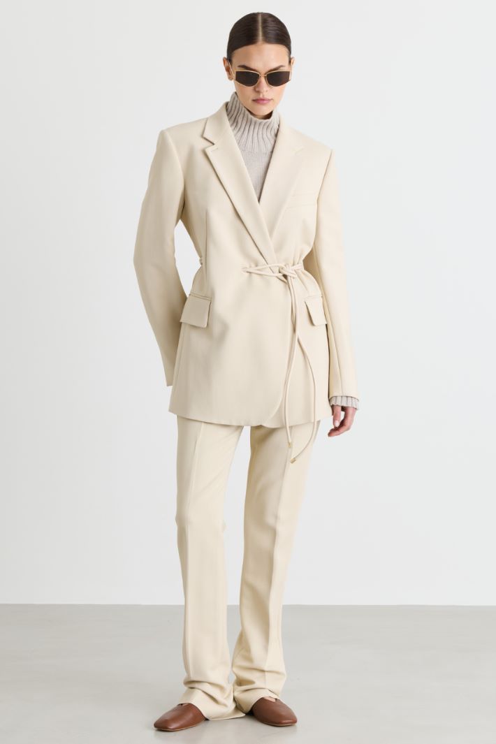 Belted Canvas Blazer - WHITE - Intrend