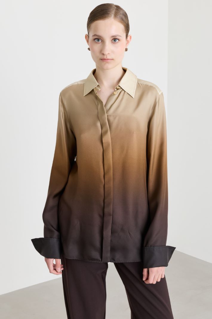 Blusa in seta dégradé - BEIGE CAMMELLO MARRONE - Intrend - 2