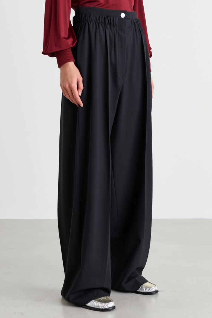 Wide-leg stretch gabardine trousers - BLACK - Intrend - 2