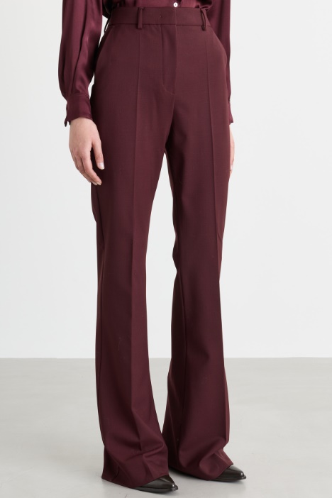 Pantalone flare in saglia di lana stretch