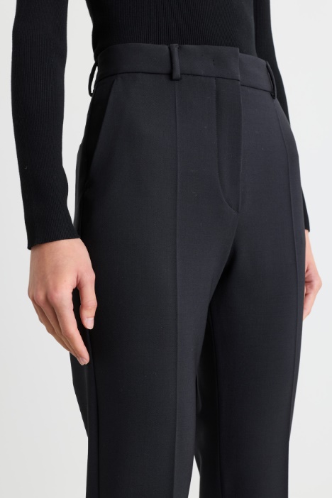 Pantalone flare in saglia di lana stretch
