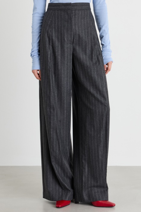 Pantalone ampio gessato