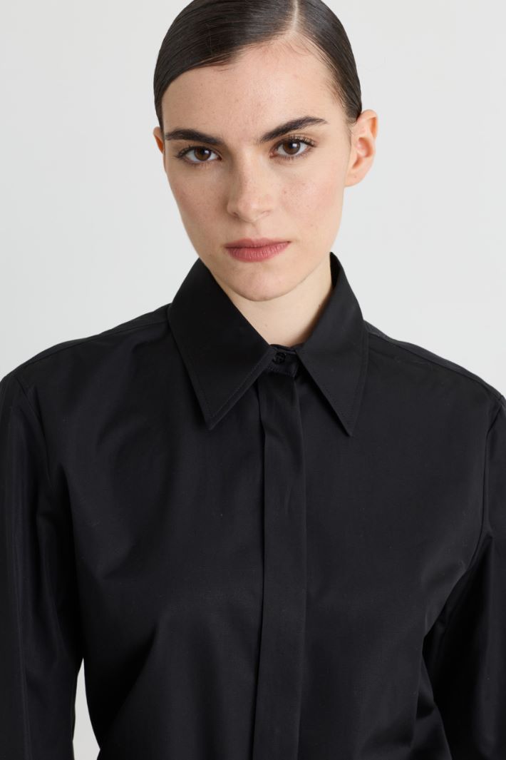 Camicia con abbottonatura nascosta - NERO - Intrend - 3