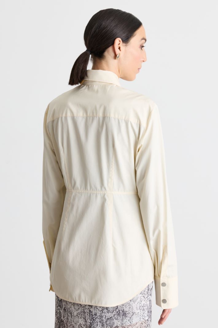 Camicia aderente con taglio in vita - BIANCO - Intrend - 4