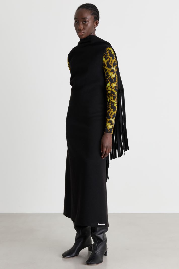 Long dress in double-sided fabric with fringing - BLACK - Intrend - 2