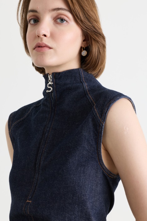 Abito aderente con zip centrale