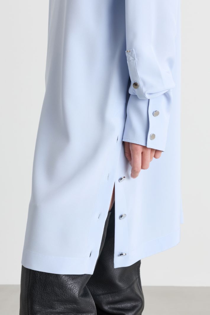 Tunic dress with button-detail side slits - LIGHT BLUE - Intrend - 3