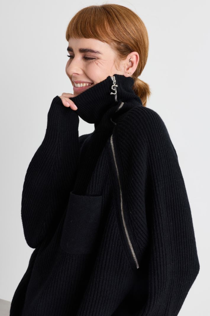 Jumper with oversized zip collar - BLACK - Intrend - 3