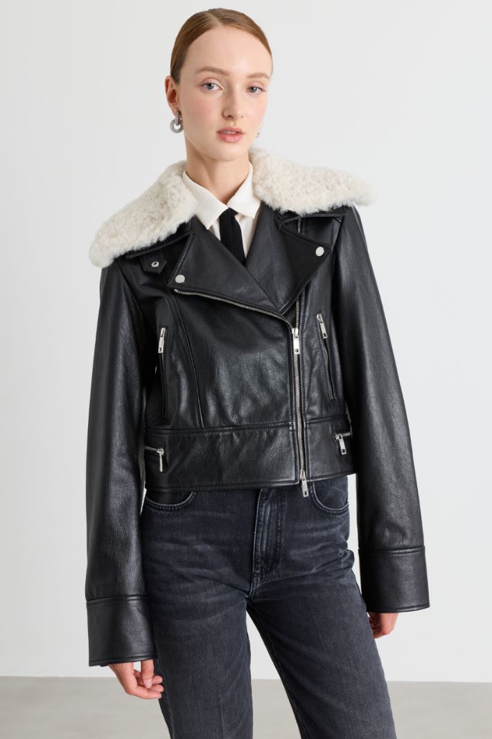 Biker Jacket with Shearling Collar - BLACK - Intrend - 2