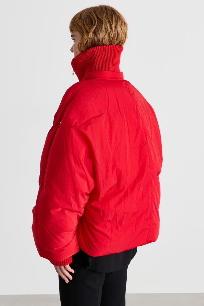 Crinkle-effect padded jacket - RED - Intrend - 4