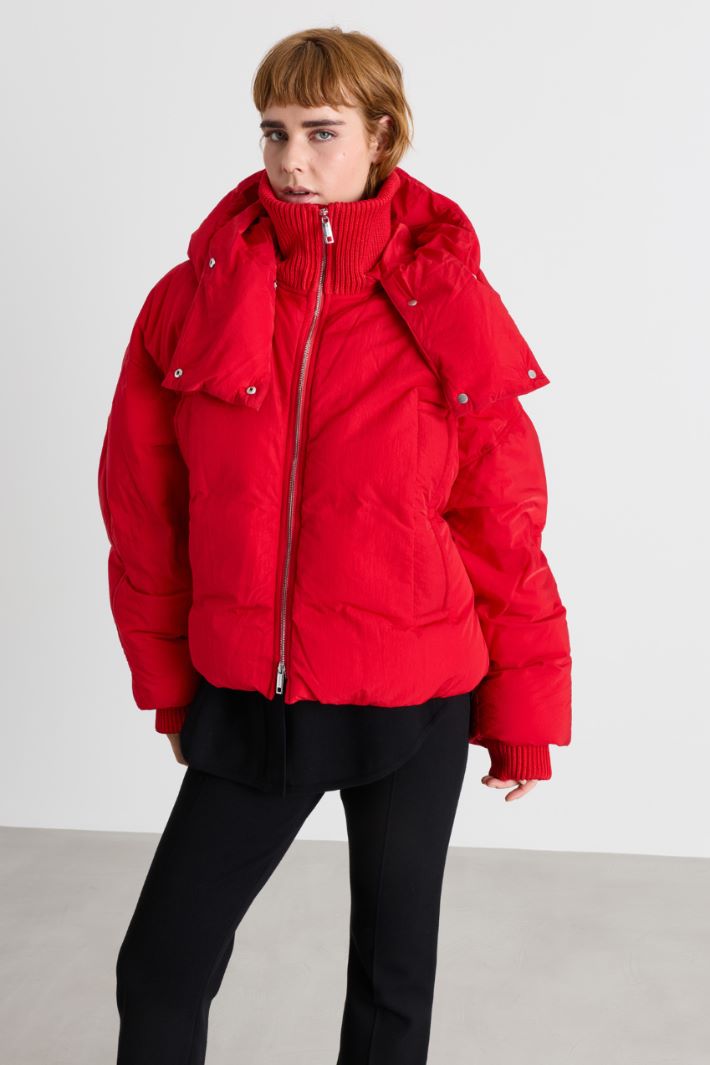 Crinkle-effect padded jacket - RED - Intrend - 2