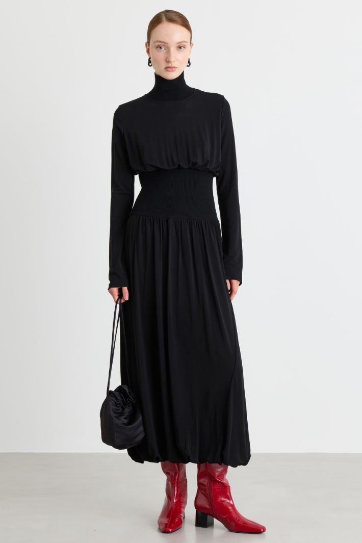 Dress with knitted inserts - BLACK - Intrend