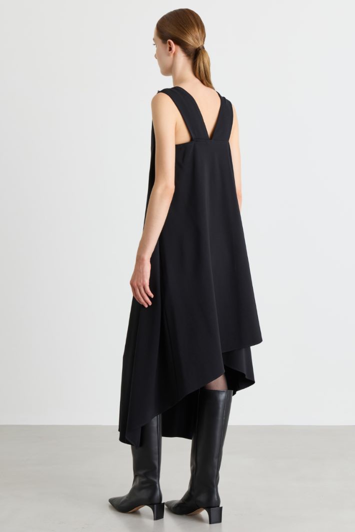 Asymmetric crepe dress - BLACK - Intrend - 4