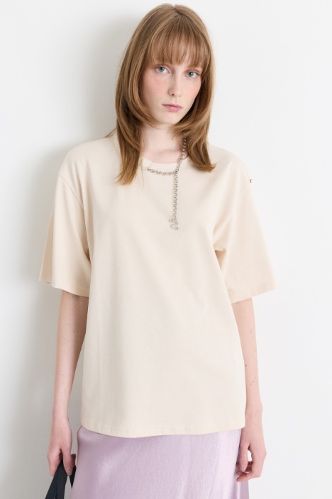 Jewel Neck T-Shirt - Intrend