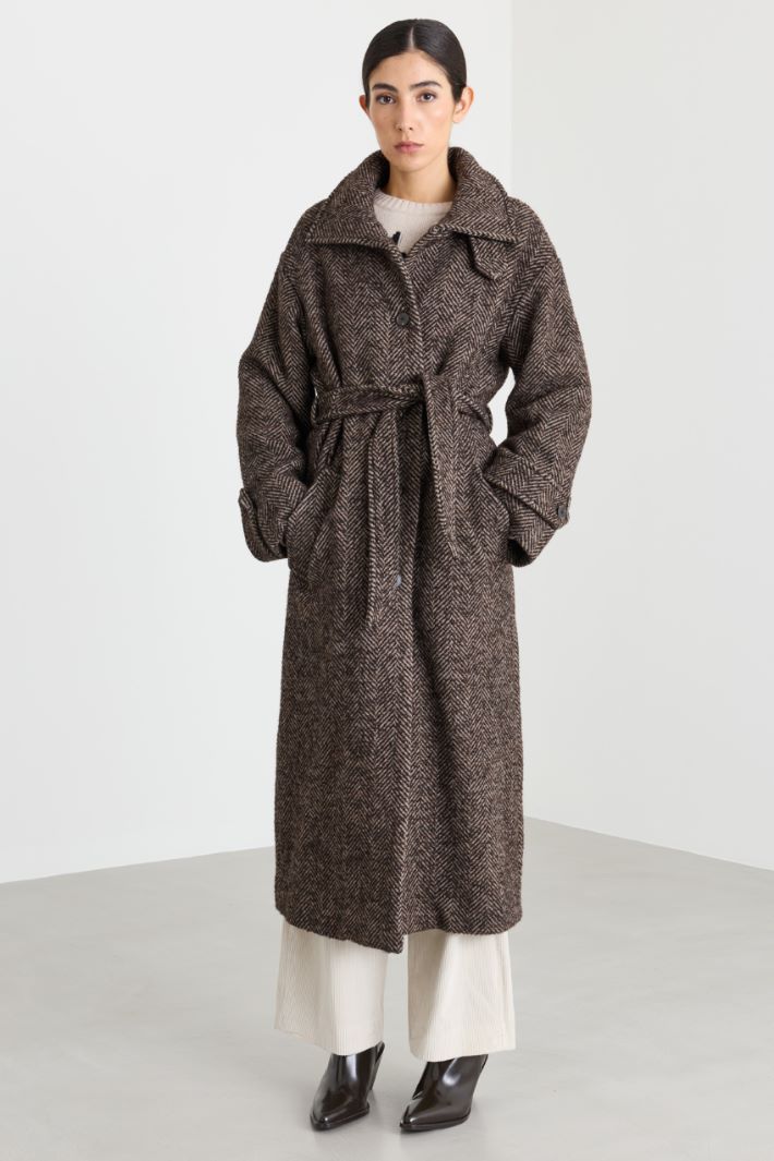 Belted bouclé coat - BROWN - Intrend - 2