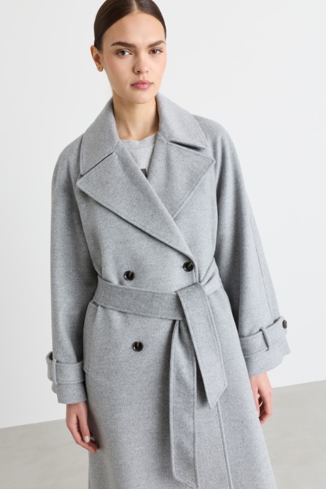 Cappotto doppiopetto in drap di lana e cashmere