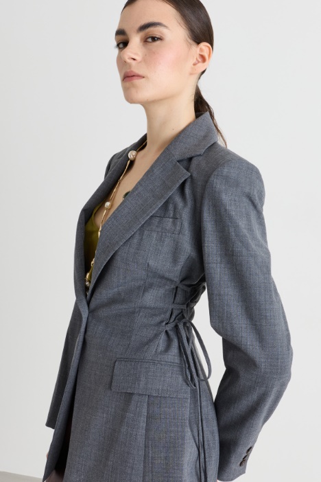Blazer in tela di misto lana con lacci intrecciati