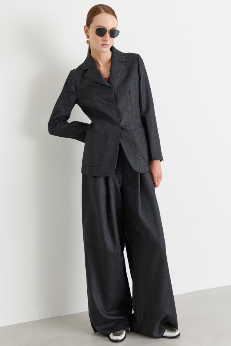 Chaqueta entallada con bolsillos - Intrend