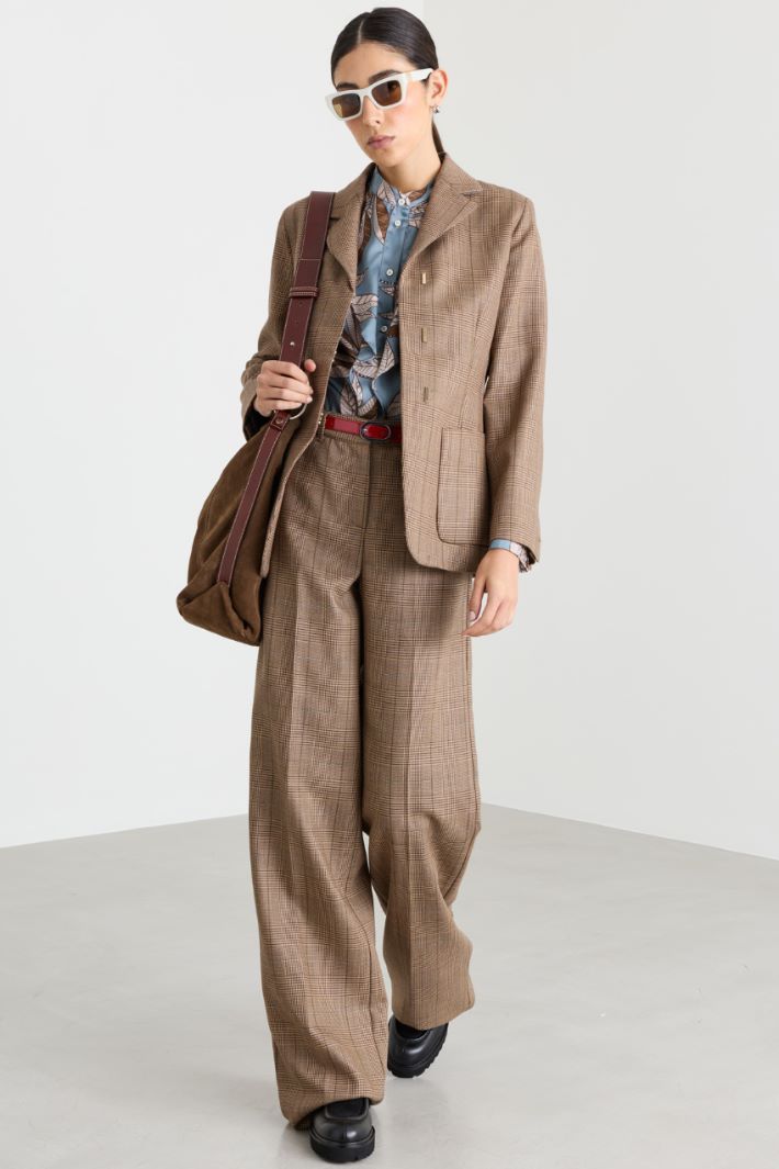 Slim-fit patch pocket jacket - BROWN - Intrend