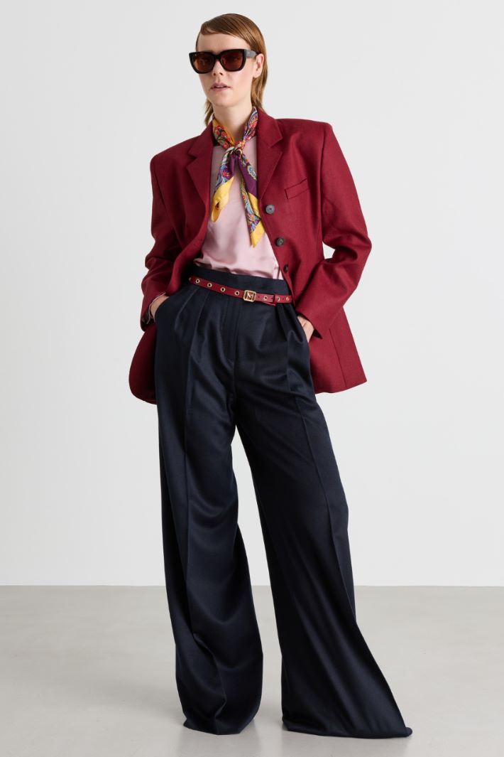 Fitted three-button blazer - BORDEAUX - Intrend