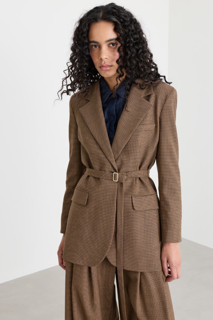Belted stretch blazer - BROWN - Intrend - 2