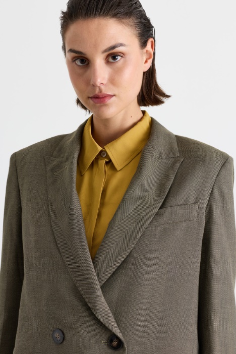 Blazer doppiopetto in saglia fluida di misto lana