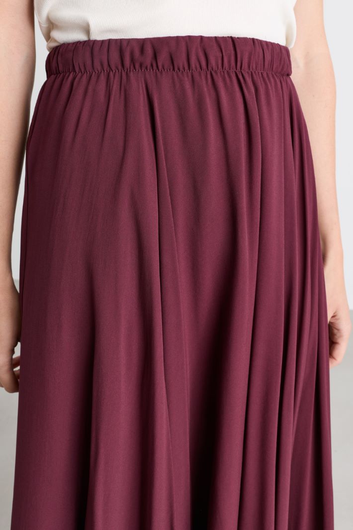 Asymmetric georgette skirt - BORDEAUX - Intrend - 3