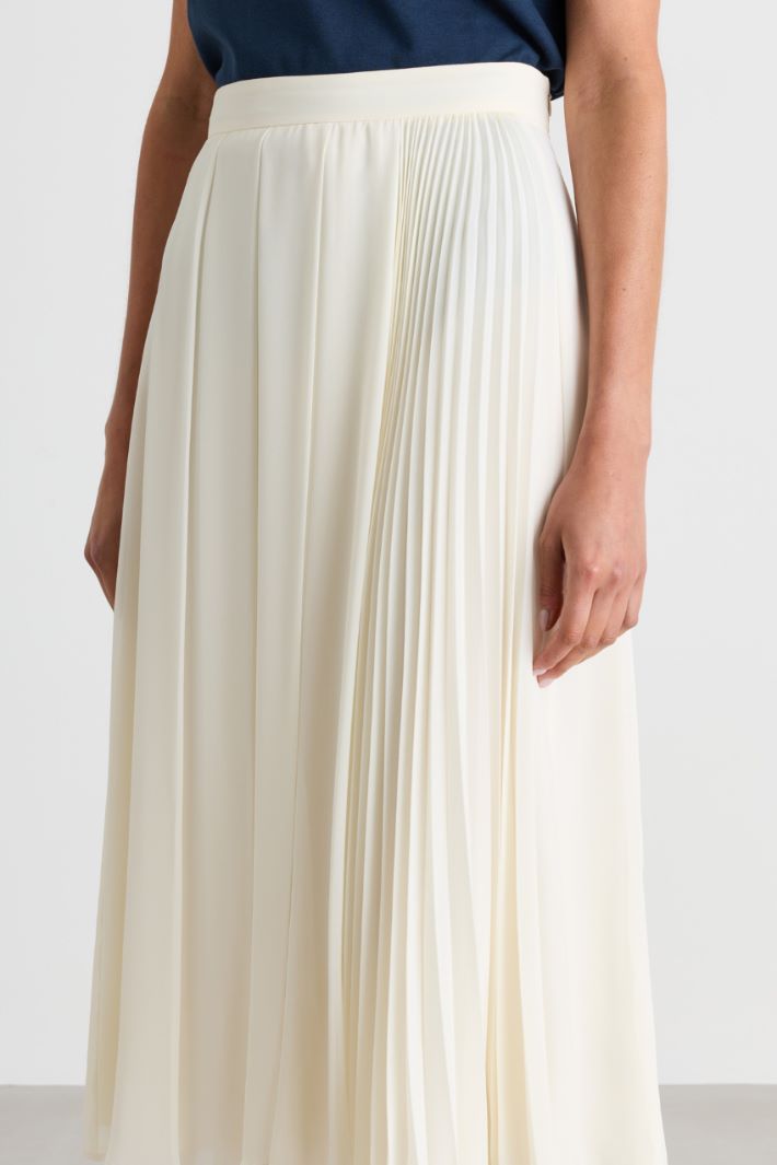 Pleated georgette skirt - WHITE - Intrend - 3