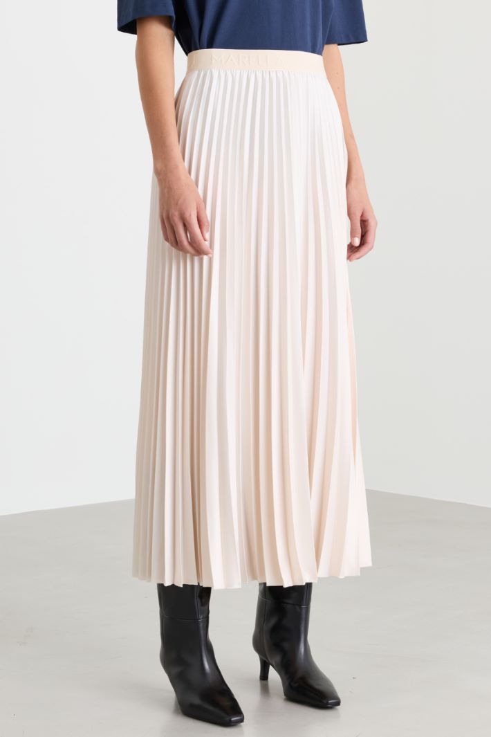 Plissé technical satin skirt - WHITE - Intrend - 2
