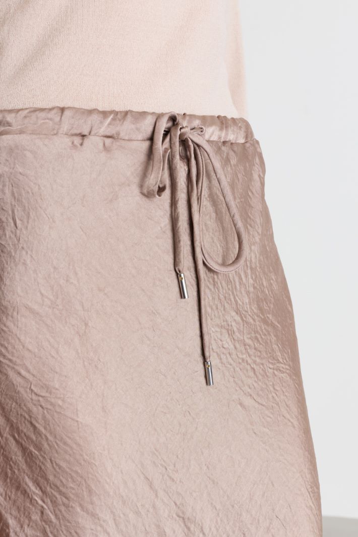Crinkle-effect midi skirt - PINK - Intrend - 3