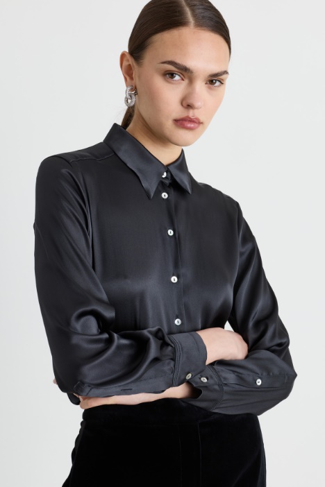 Blusa fluida in raso - Intrend