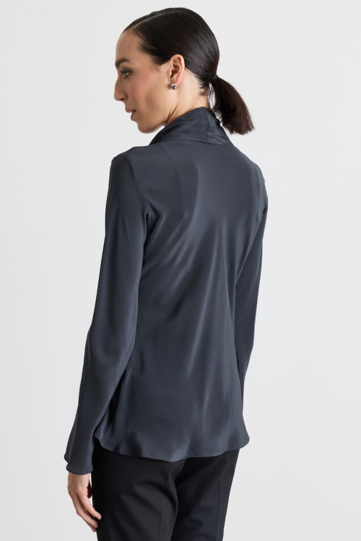 Blusa aderente con collo a foulard - GRIGIO - Intrend - 4