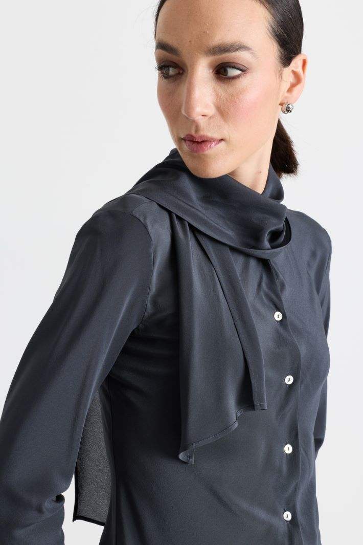 Blusa aderente con collo a foulard - GRIGIO - Intrend - 3